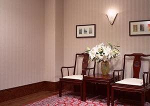 薪ストーブを取り扱う東京暖炉株式会社